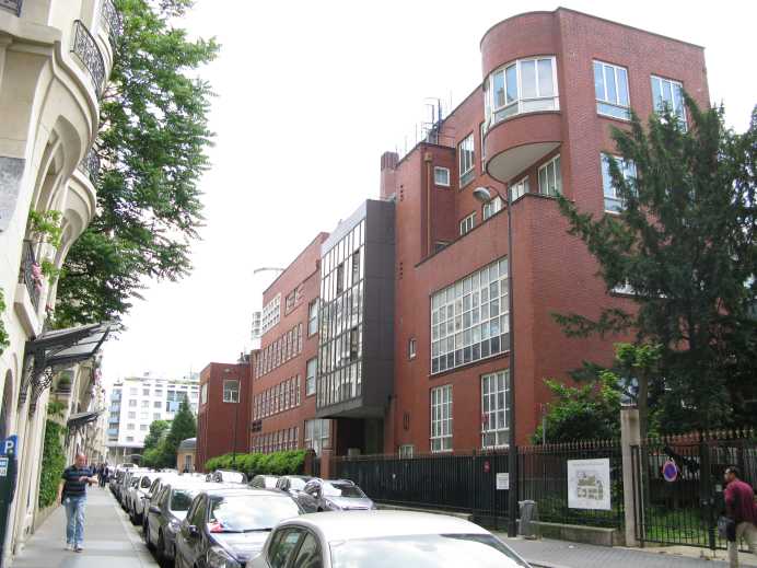 Кампус UPMC, часть Curie.